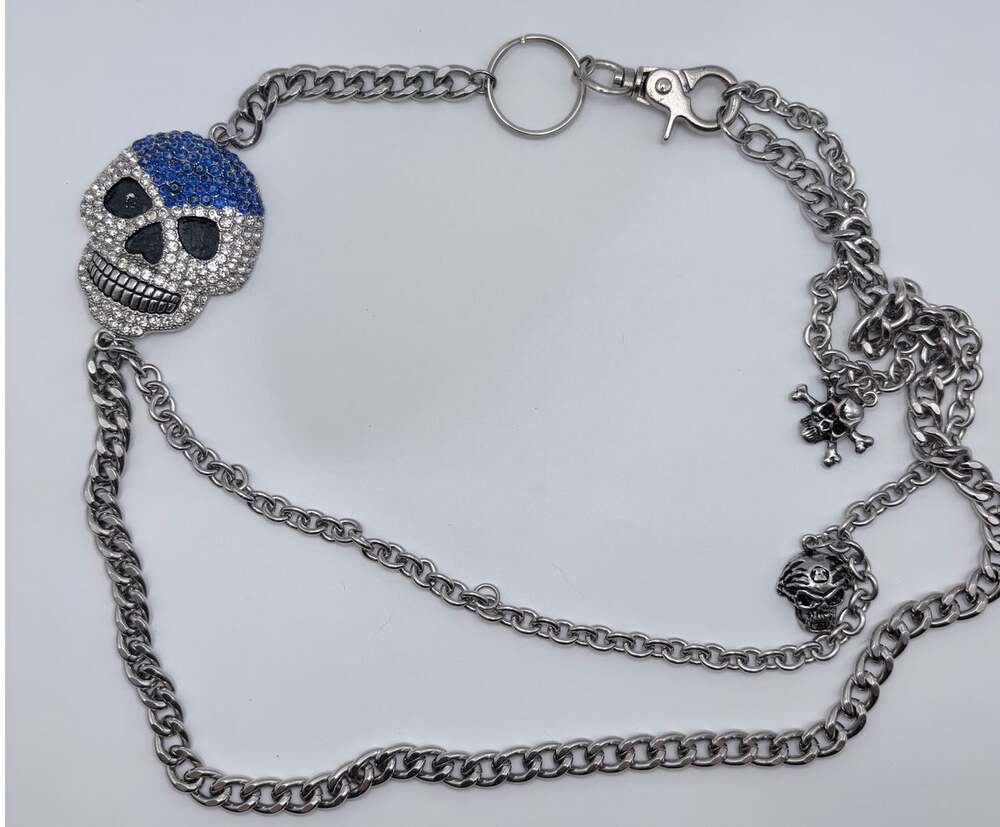 OGothic/Punk Silver-tone Waist-Chain with Rhinestone Skull With Blue Accents